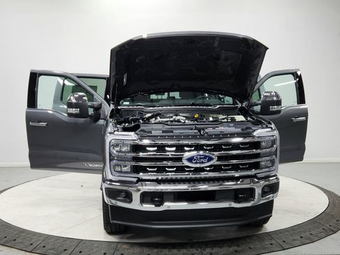 New 2026 Ford F250 Lariat AWD/4WD image 10