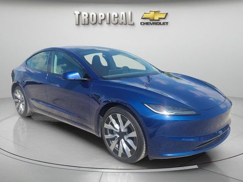 Used 2025 Tesla Model 3 Long Range RWD image 7