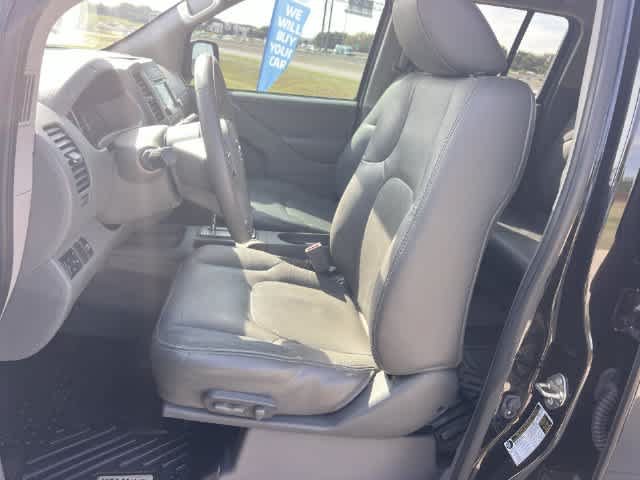 Used 2019 Nissan Frontier SL RWD image 11