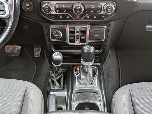 Used 2020 Jeep Wrangler Unlimited Sahara w/ Safety Group image 21