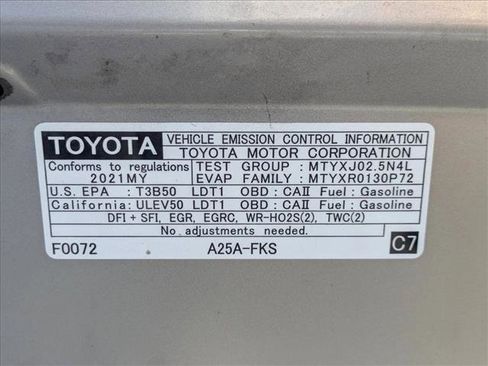 Used 2021 Toyota RAV4 LE image 23