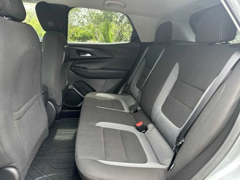 Certified 2023 Chevrolet TrailBlazer LT w/ Convenience Package FWD image 17