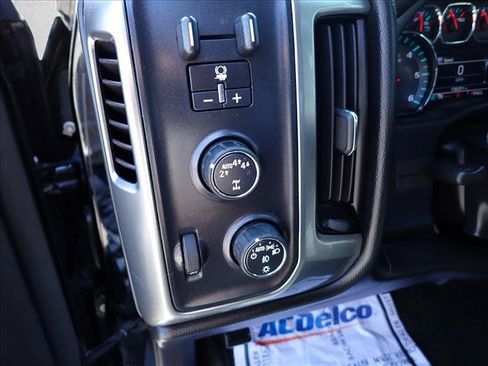 Used 2017 Chevrolet Silverado 1500 LT w/ All Star Edition AWD/4WD image 14