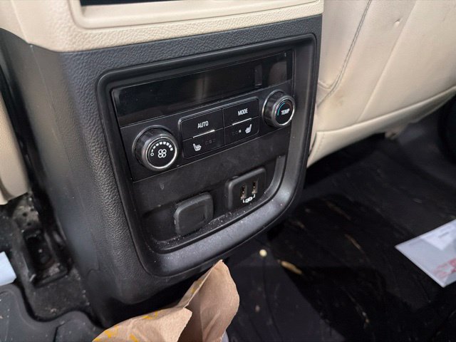 Used 2019 Buick Envision Essence AWD/4WD image 6