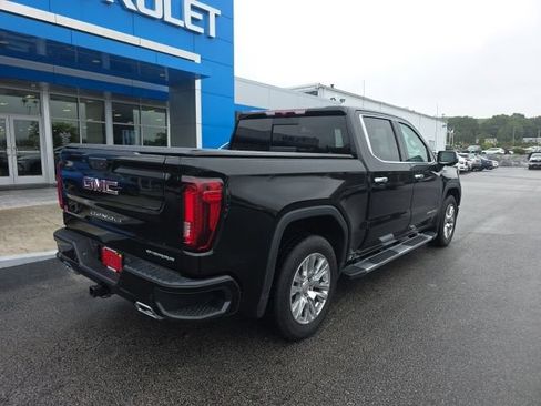 Used 2023 GMC Sierra 1500 Denali AWD/4WD image 7