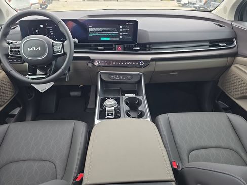 New 2026 Kia Carnival SX FWD image 13