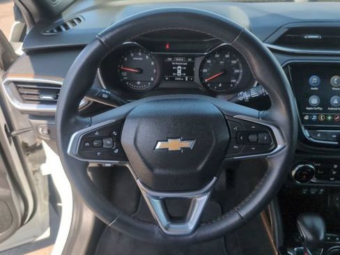 Used 2023 Chevrolet TrailBlazer ACTIV w/ Convenience Package FWD image 11