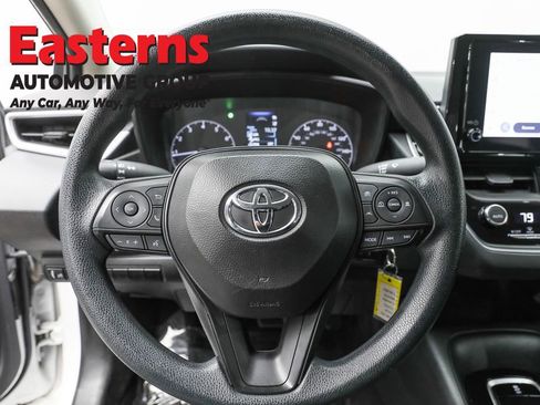 Used 2024 Toyota Corolla LE FWD image 10