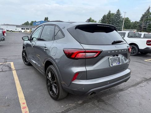 Certified 2023 Ford Escape ST-Line Elite AWD/4WD image 6