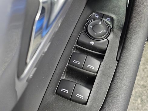 Used 2026 Chevrolet Blazer LT FWD image 30
