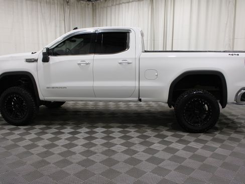 Used 2019 GMC Sierra 1500 SLE w/ SLE Value Package AWD/4WD image 30