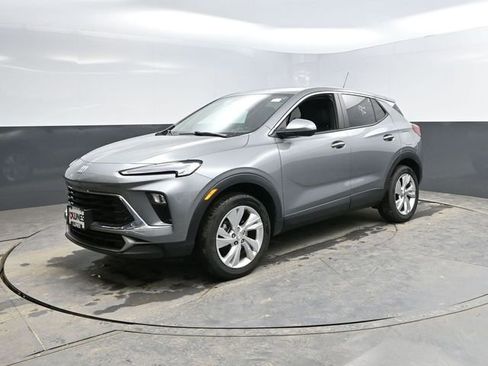 Used 2025 Buick Encore GX Preferred image 3