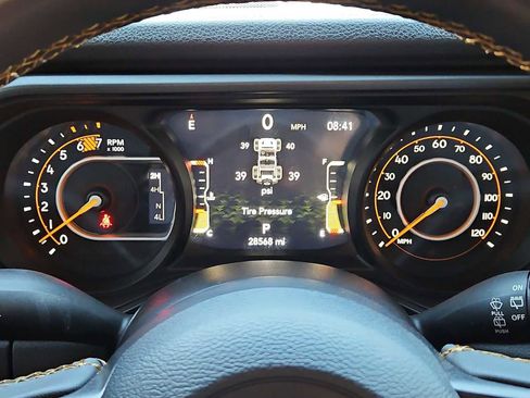 Used 2024 Jeep Wrangler Willys image 30