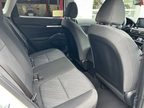 Used 2023 Kia Seltos LX AWD/4WD image 19