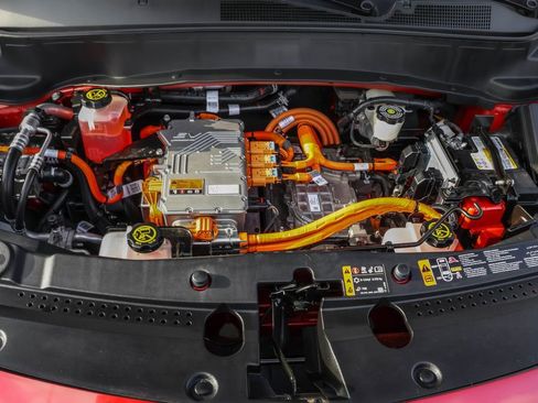 Used 2023 Chevrolet Bolt EUV Premier w/ Sun & Sound Package image 37