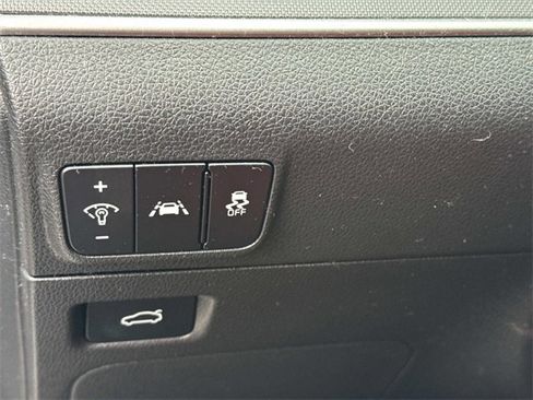 Used 2023 Kia K5 GT-Line image 27