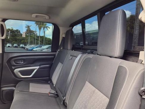 Certified 2021 Nissan Titan SV w/ SV Convenience Package image 19