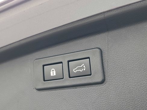 Used 2023 Subaru Outback Onyx Edition image 28