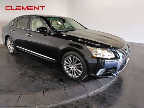 Used 2017 Lexus LS 460 w/ Comfort Package image 4
