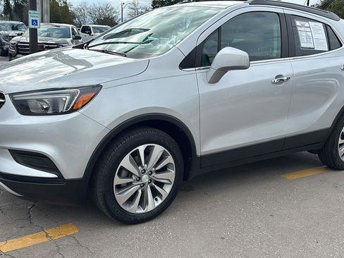 Used 2020 Buick Encore Preferred w/ Safety Package image 3