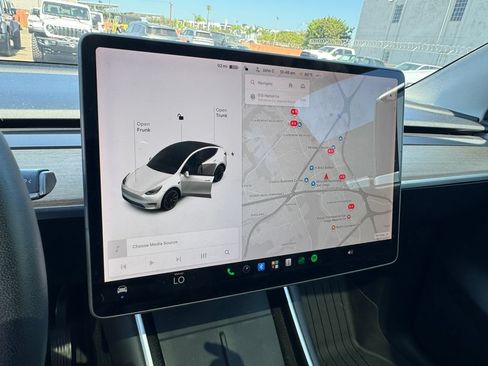 Used 2020 Tesla Model Y Long Range AWD/4WD image 10