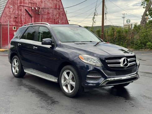 Used 2016 Mercedes-Benz GLE 350 w/ Premium Package image 2