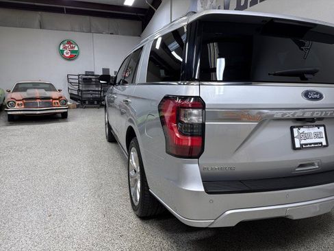 Used 2018 Ford Expedition Platinum image 10