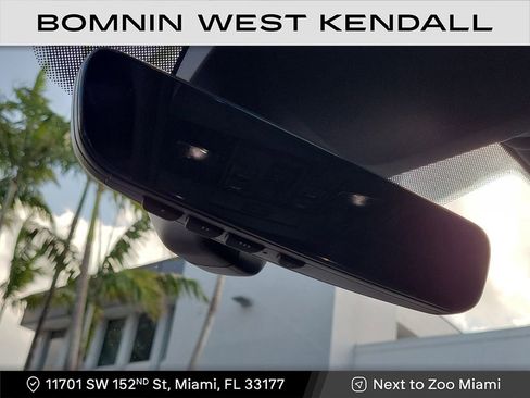 Used 2022 Volkswagen Atlas Cross Sport SEL R-Line image 29