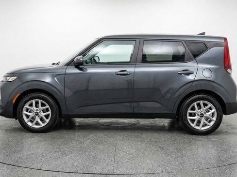 Used 2025 Kia Soul LX w/ LX Technology Package image 5