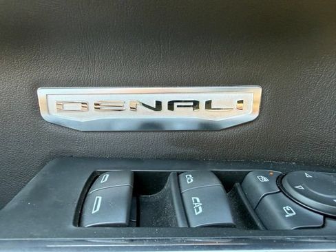 Used 2024 GMC Sierra 1500 Denali w/ Denali Reserve Package AWD/4WD image 25