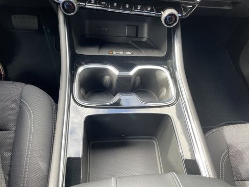 New 2026 Chevrolet Traverse LT image 26