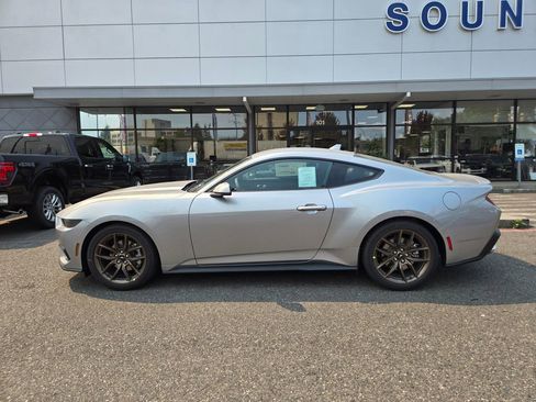 New 2025 Ford Mustang Premium image 8