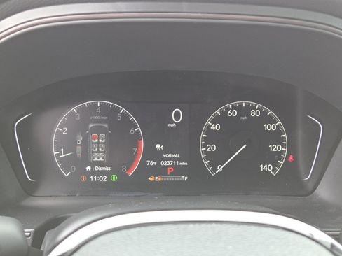 Used 2025 Honda Pilot TrailSport image 28