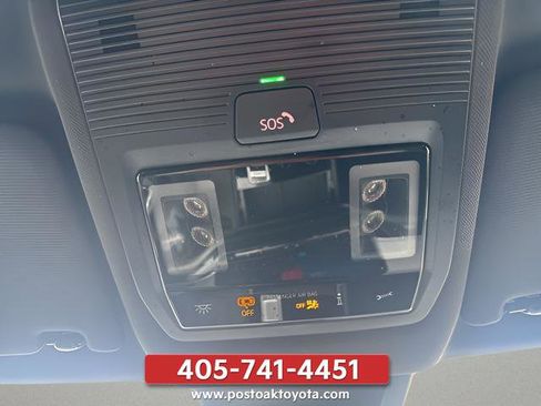 Used 2024 Volkswagen Atlas Cross Sport SE AWD/4WD image 51