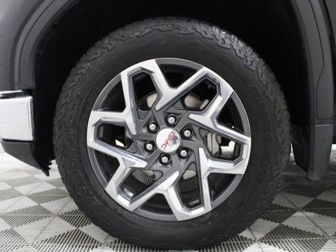 Used 2023 GMC Sierra 1500 SLT w/ SLT Premium Package AWD/4WD image 49