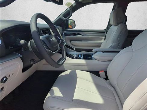 New 2026 Jeep Grand Wagoneer Limited AWD/4WD image 3