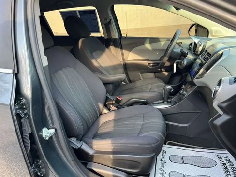 Used 2013 Chevrolet Sonic LT image 13