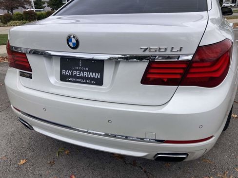 Used 2013 BMW 750Li image 4
