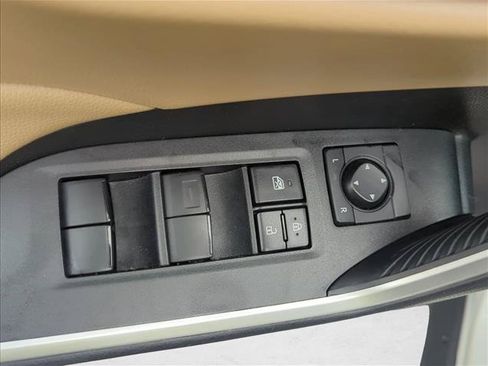 Used 2024 Toyota RAV4 LE AWD/4WD image 10