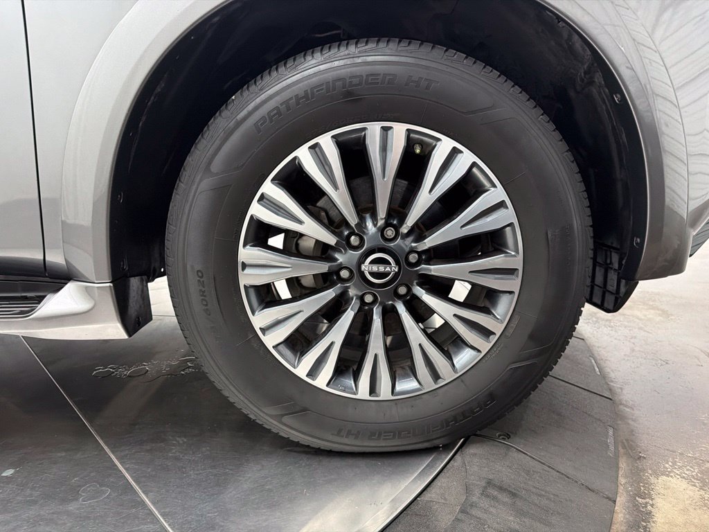 Used 2022 Nissan Armada SL w/ Midnight Edition Package RWD image 9