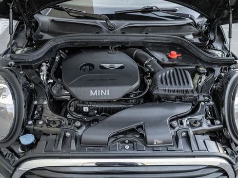 Used 2019 MINI Cooper 2-Door Hardtop image 15