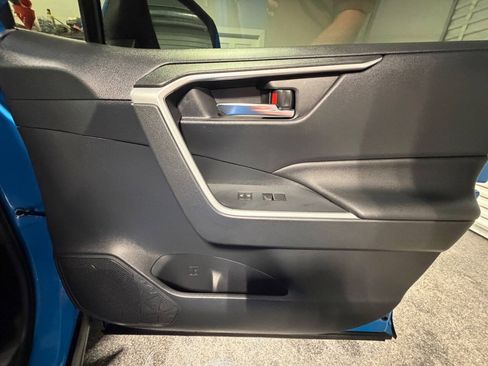 Used 2019 Toyota RAV4 XLE Premium w/ All Weather Liner Package AWD/4WD image 19
