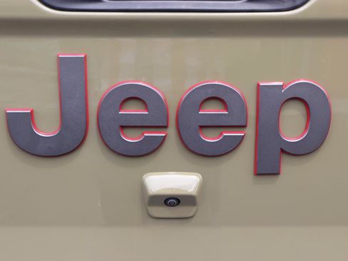 Used 2026 Jeep Gladiator Rubicon AWD/4WD image 59