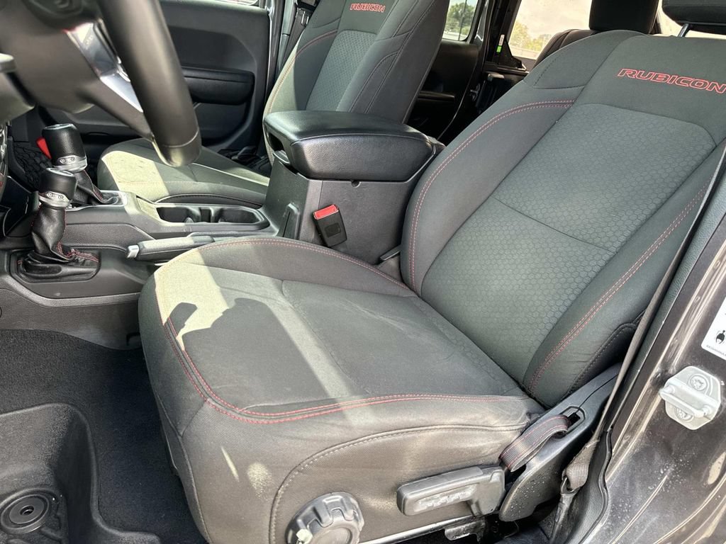 Used 2020 Jeep Wrangler Unlimited Rubicon AWD/4WD image 28