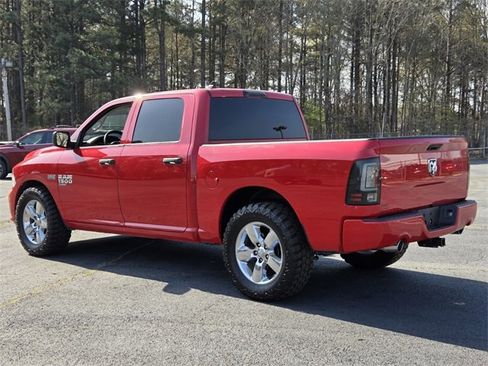 Used 2019 RAM 1500 Express w/ Express Value Package image 3