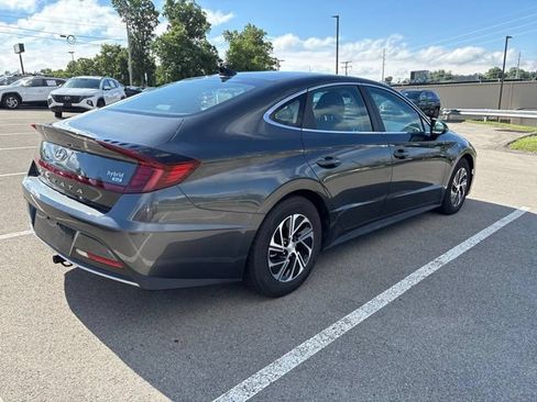 Used 2022 Hyundai Sonata Blue FWD image 5
