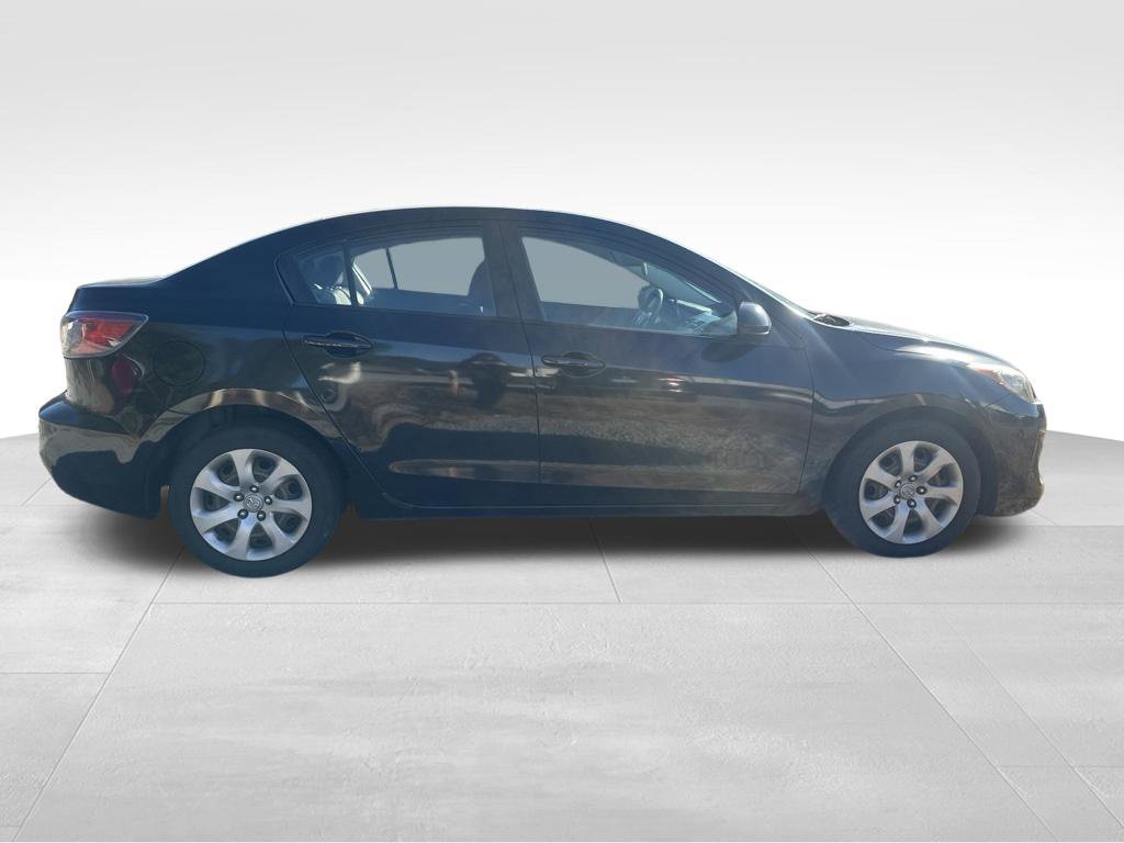 Used 2013 MAZDA MAZDA3 i SV FWD image 9
