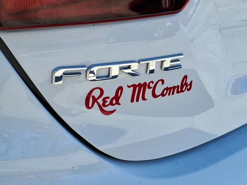 Used 2020 Kia Forte LXS image 7