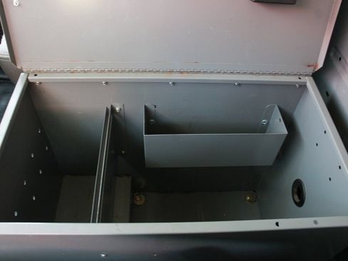 Used 2014 Chevrolet Express 2500 image 27