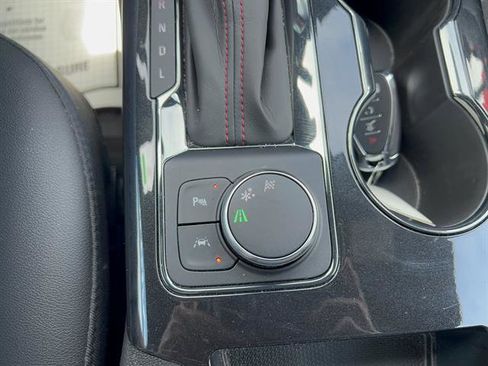 Used 2024 Chevrolet Blazer RS w/ Enhanced Convenience Package image 22